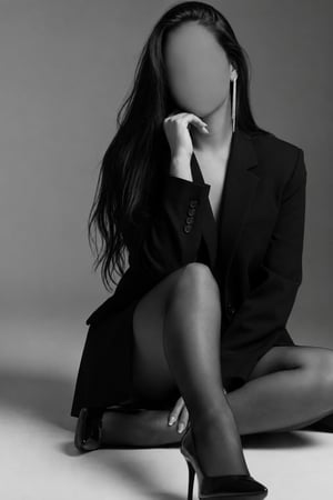 helenamaster+18