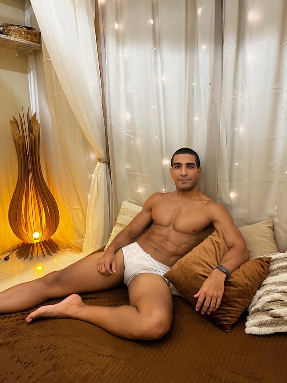 Douglas Diaz Massagem tântrica em