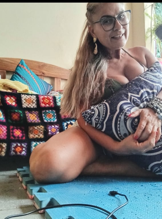 Fernanda massoterapeuta. Experiente.