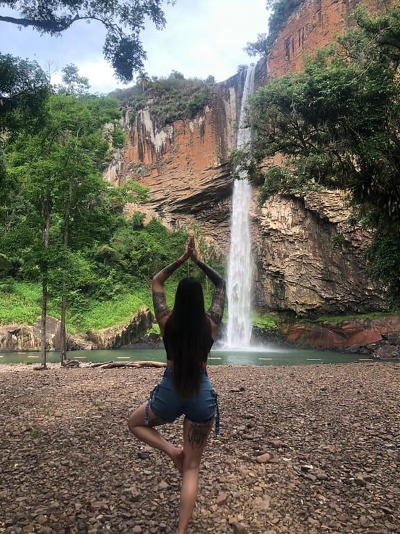 Terapeuta Emmyllin Medeiros Massagem sensual