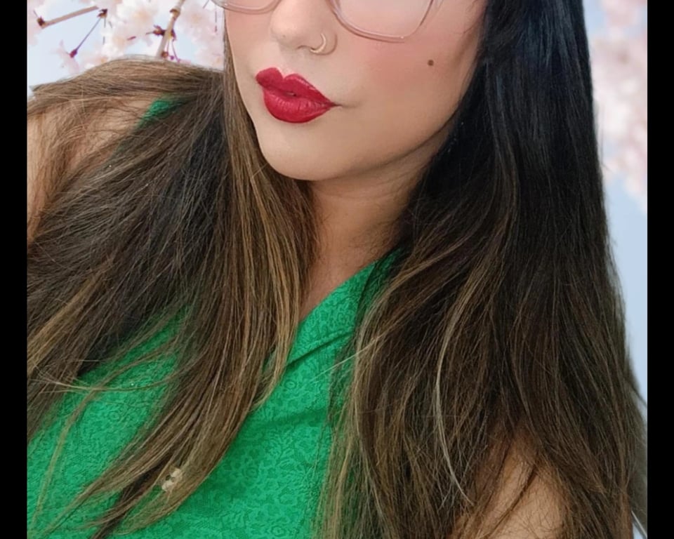 Lorena Labios de Mel : Massagem Erotica