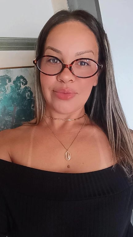 Franciely Massagista