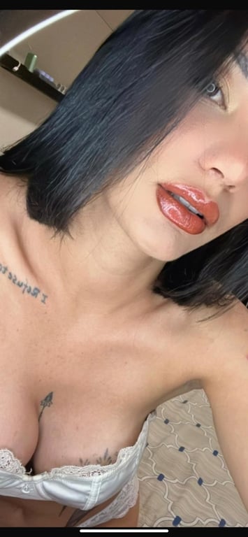 Manu Diniz Massoterapeuta Massagem sensual em