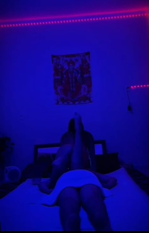 Mirella Massagens. Tântrica, Nuru e Vivências (homens e mulheres)