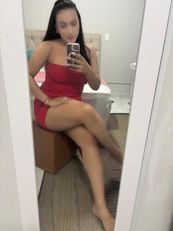 Lara - curvas deliciosa 