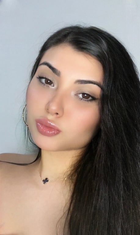 Luisa Especialista em Nuru (Massoterapeuta Profissional)