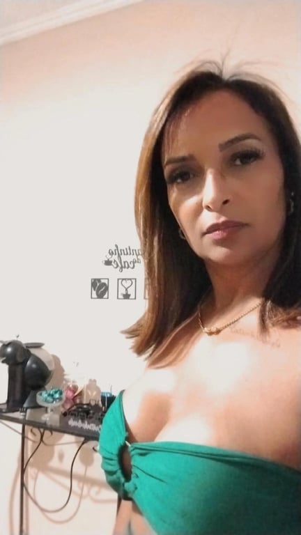 Seu momento de relaxar começa por aqui! Ambiente tranquilo fotos reais Massagem
