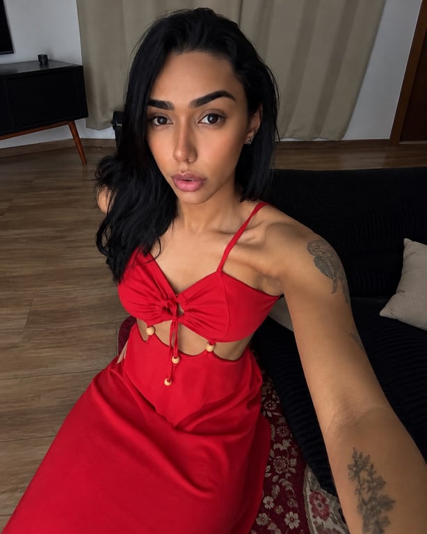 Luiza / Experiência Sensorial (trans) Massagem sensual em