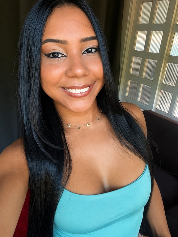 Aline massoterapeuta de massagens relaxantes e estimulantes Massagem nuru em
