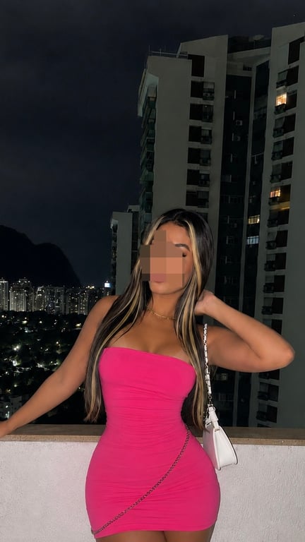 Ayla Medeiros sua Massoterapeuta nova na cidade