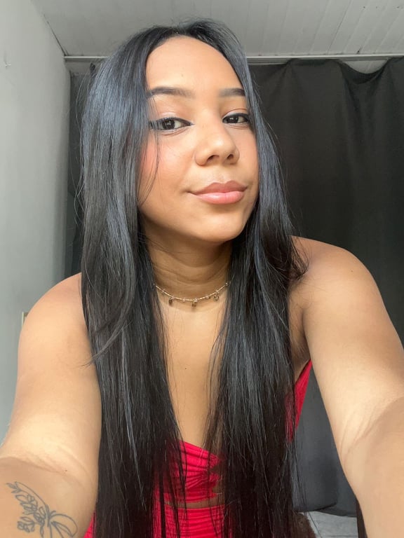 Aline massoterapeuta de massagens relaxantes e estimulantes Massagem nuru em