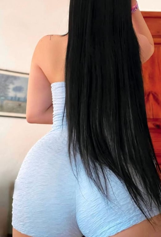 Deslizamento corporal intenso com toques inesquecíveis