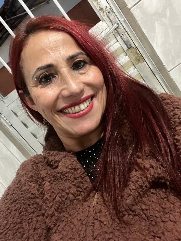 Kate Prem Pavitra Massagens e sensações, venha ficar de pernas bambas Massagem nuru em