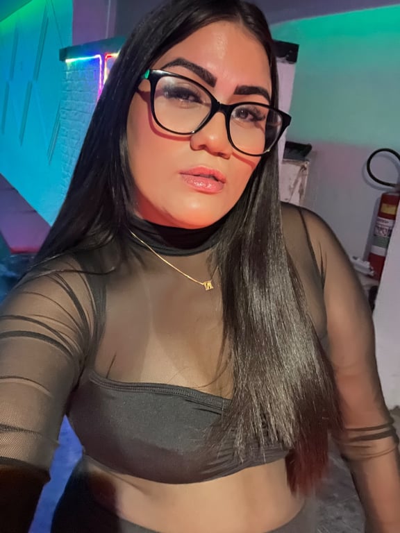 Ariela Oliveira – Mãos de Fada | Cearense Sensual, Curvas Marcantes Massagem em