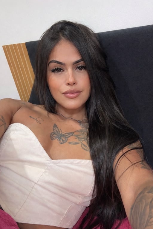 Carol | Atendimentos Terapêuticos experiência de conexão e bem estar Massagem nuru em