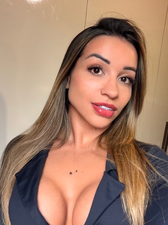 Scarllet + Onde o toque encontra a conexão