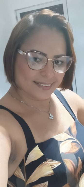 Lilian, massoterapeuta Massagem tântrica em