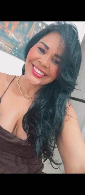 Vanessa | Massagens Relaxantes e Sensoriais Massagem tântrica em