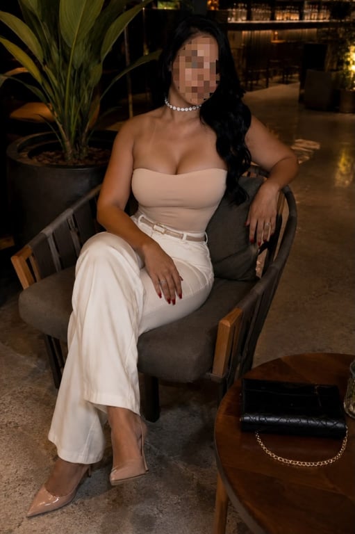 Samira | Massagem Sensual e Relaxante com Toque Especial 24Hs