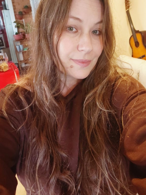 Massagem Curitiba • Terapeuta certificada Massagem em