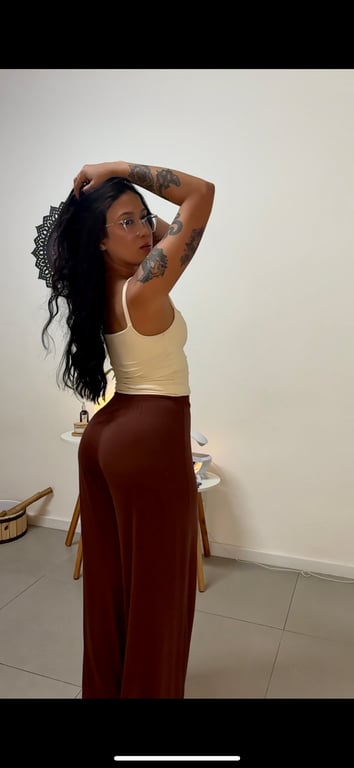 Lua Bianca Relaxamento, conforto e conexão em um ambiente exclusivo. Massagem