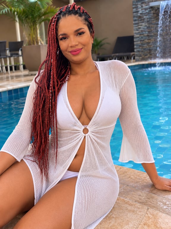 Gaby massagem relaxante e sensual nívelde força moderada e forte Massagem
