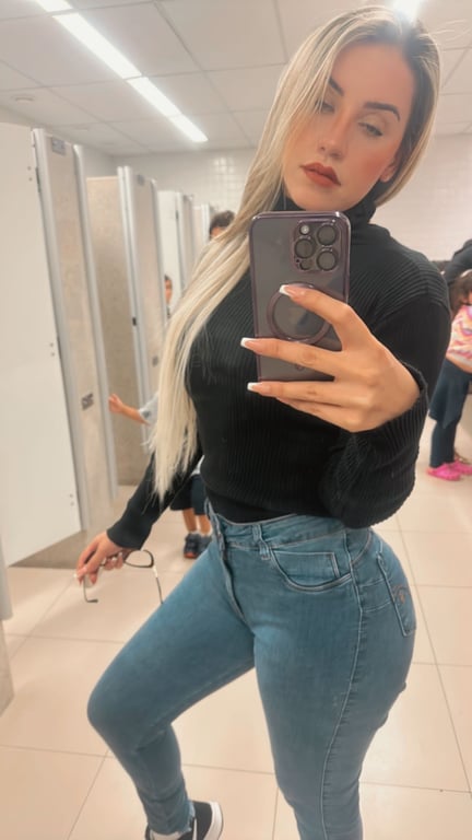 Daniella Dantas Gaúcha Massagem