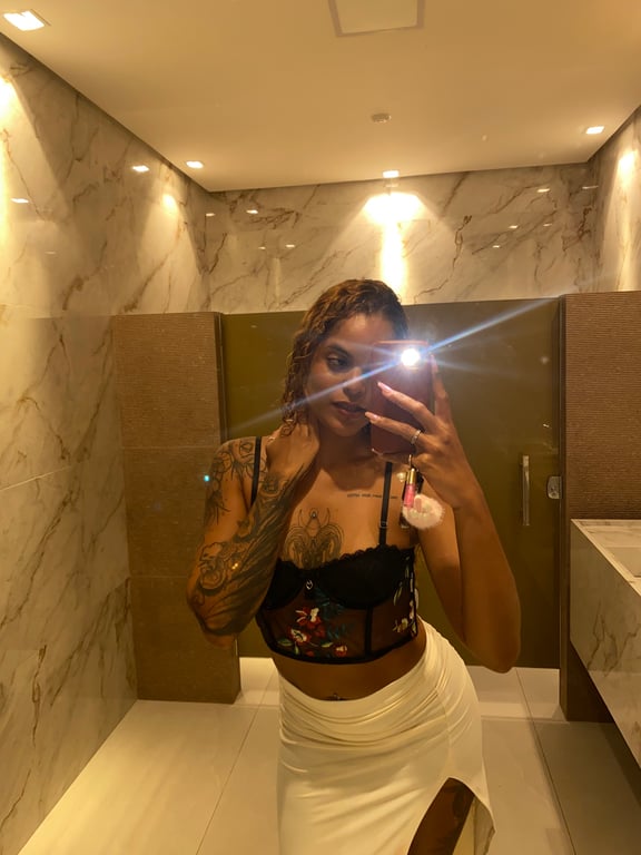 Awanne Massagista Mais do que uma Massagem Massagem sensual