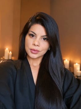 Tamara - Morena Premium , elegante e envolvente