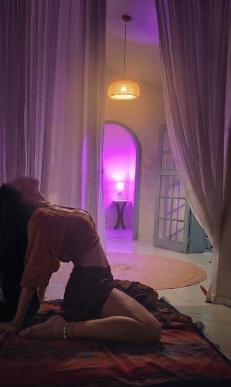 Amisha Deslizamento Absoluto: Nuru & Tantra em Sigilo