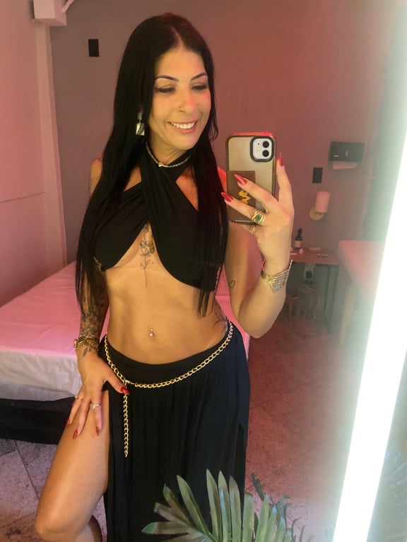 Chiara Venturi,charme, presença e discrição. Te aguardo !