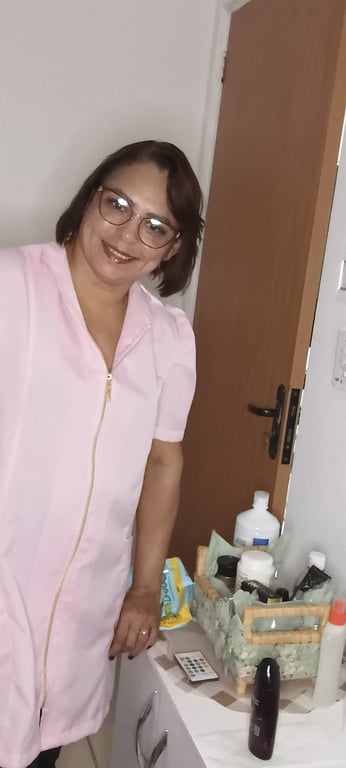 Lilian, massoterapeuta Massagem tântrica em