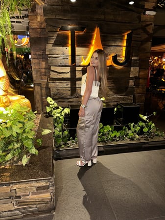 Massagista sensual em Curitiba - PR - AURORA - Terapeuta tântrica sensual - Perfil particular 