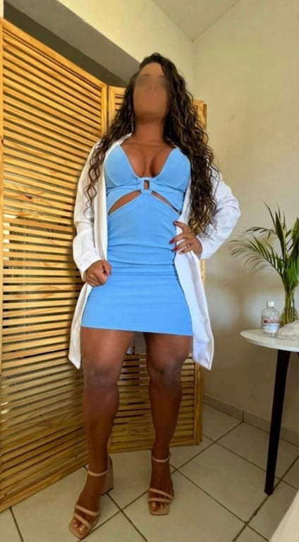 Fernanda Carvalho, massagista carioca recém chegada na cidade Massagem nuru em