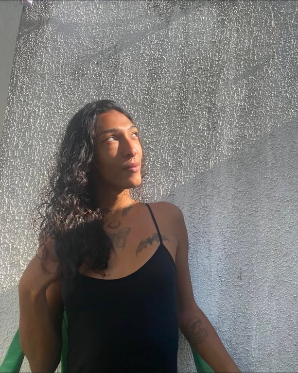 Terapeuta Nicole Uma Experiencia de Relaxamento Massagem tântrica
