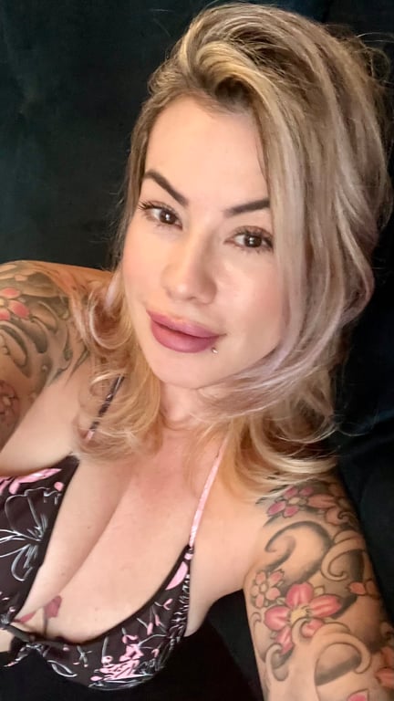 Letícia Massoterapeuta sensual