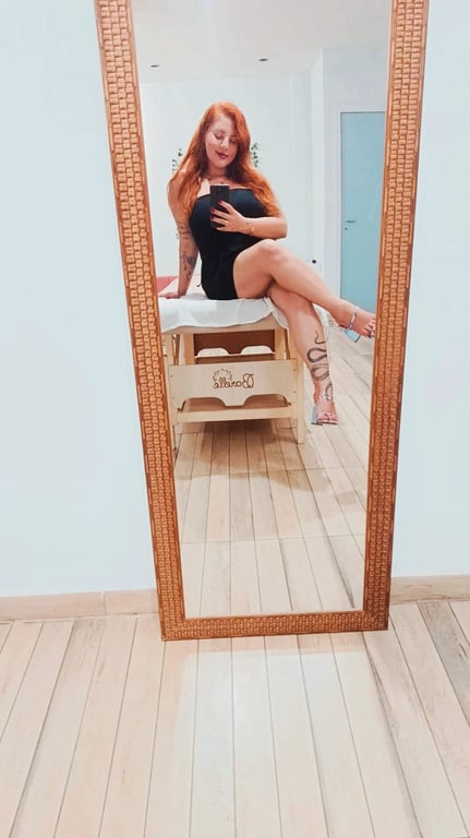 Natt Formada e Pós graduada | Atendimento alto padrão Massagem nuru