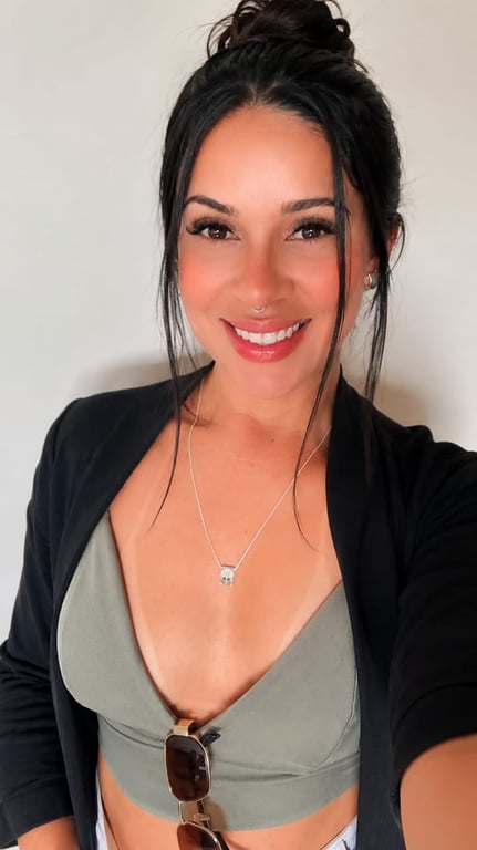 Ana Tantra FACILITADORA TÂNTRICA E CRIADORA DA JORNADA IMERSIVA(2H30)