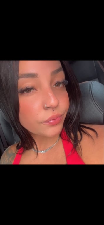 Ray Meiga e Carinhosa Terapeuta Corporal Massagem sensual