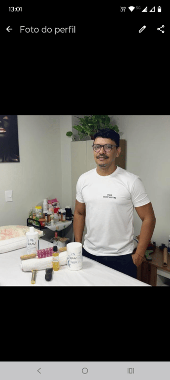Magno Martins especialista em massagens e depilação Massagem sensual