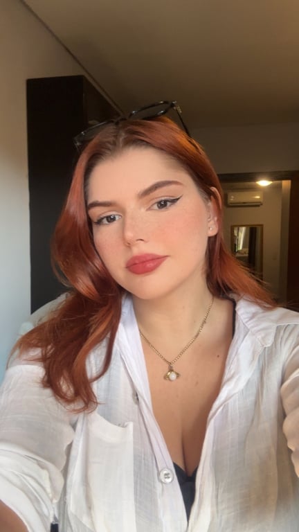 Julia Ruiva | Massagem e Bem Estar Massagem sensual em