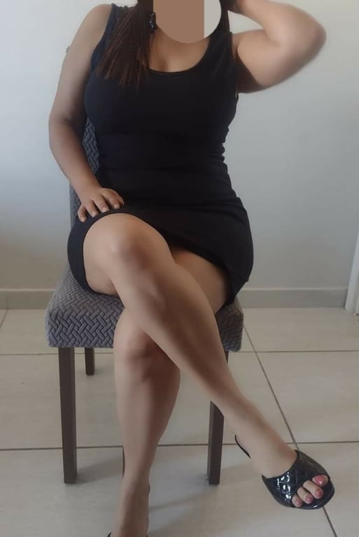 Karla Mendes Massagens Terapêutica, Tântrica e Sensuais.