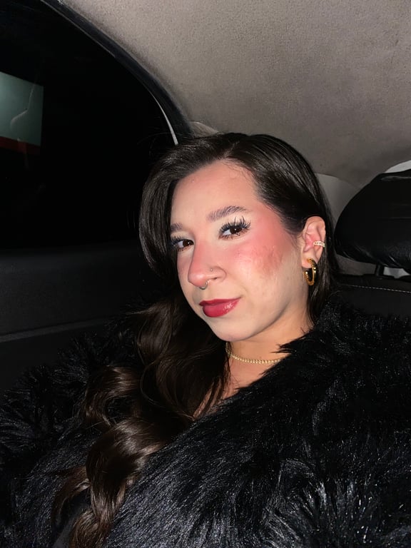 Vick Miller Sensualidade Sofisticacao e uma Experiencia Inesquecive Massagem em