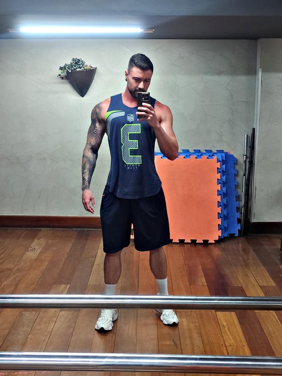 Lucas Massagista Massoterapeuta Massagem em