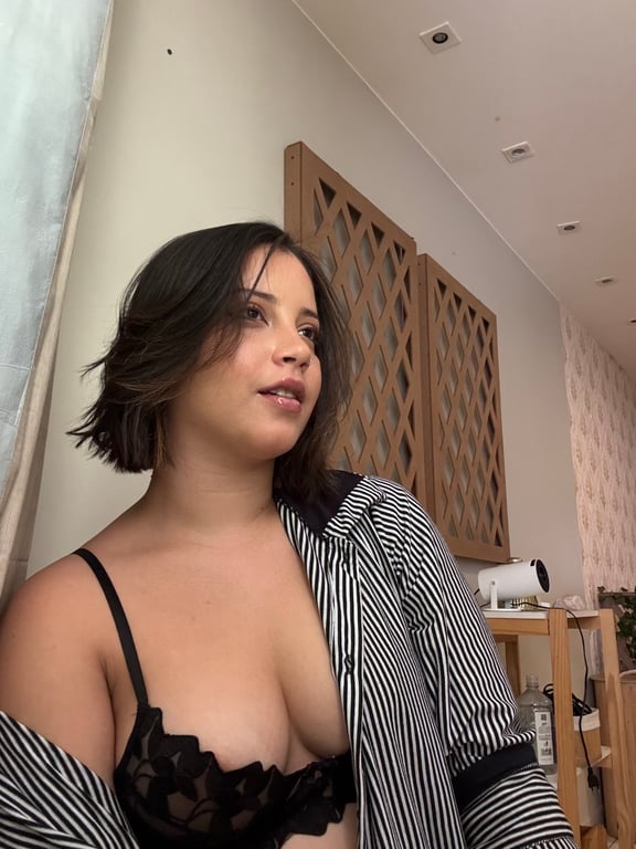 Massoterapeuta Julia Massagem sensual