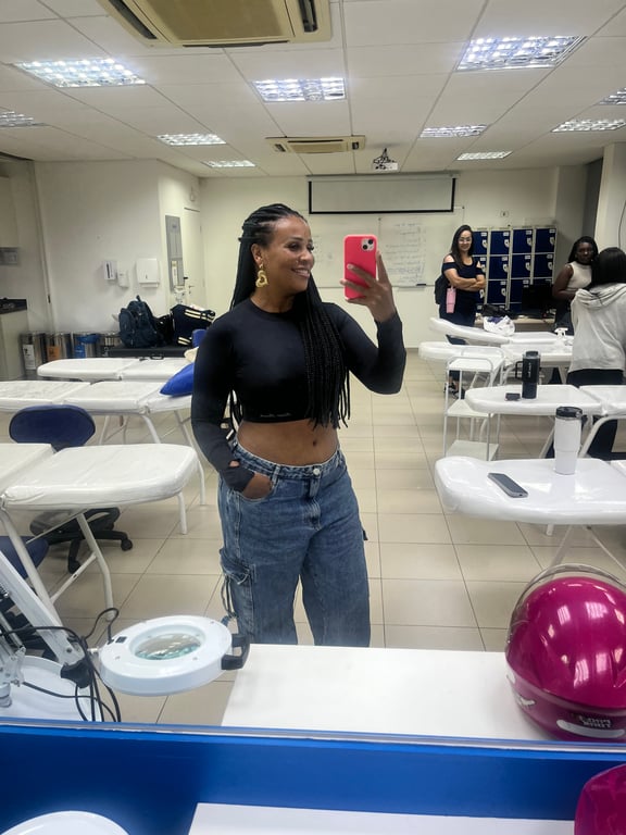 Ana terapias Massagem Relaxante Nuru, Tântrica e Depilação Masculina Massagem tântrica em