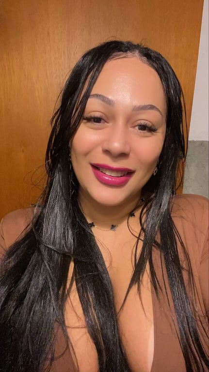 Paula, relaxe em um ambiente totalmente privado!