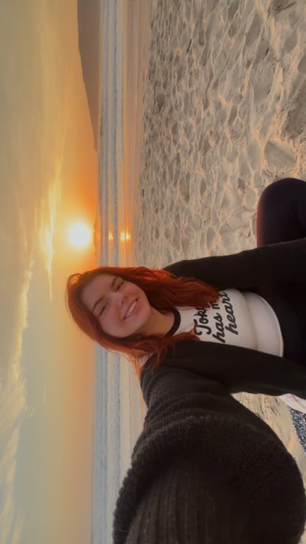 Julia Ruiva | Massagem e Bem Estar Massagem sensual em