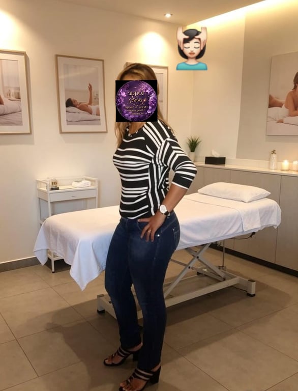 Massagens, tântrica nuru e banho aromático erótico nuru