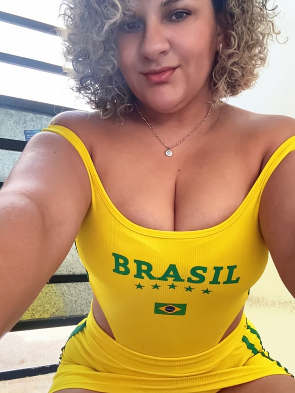 Faço massagens relaxantes e sensuais, tenho local, venha relaxar